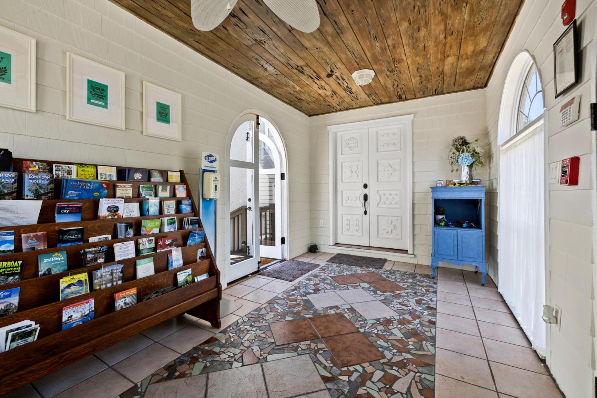 The Kenwood Gables Bed & Breakfast St. Petersburg Dış mekan fotoğraf